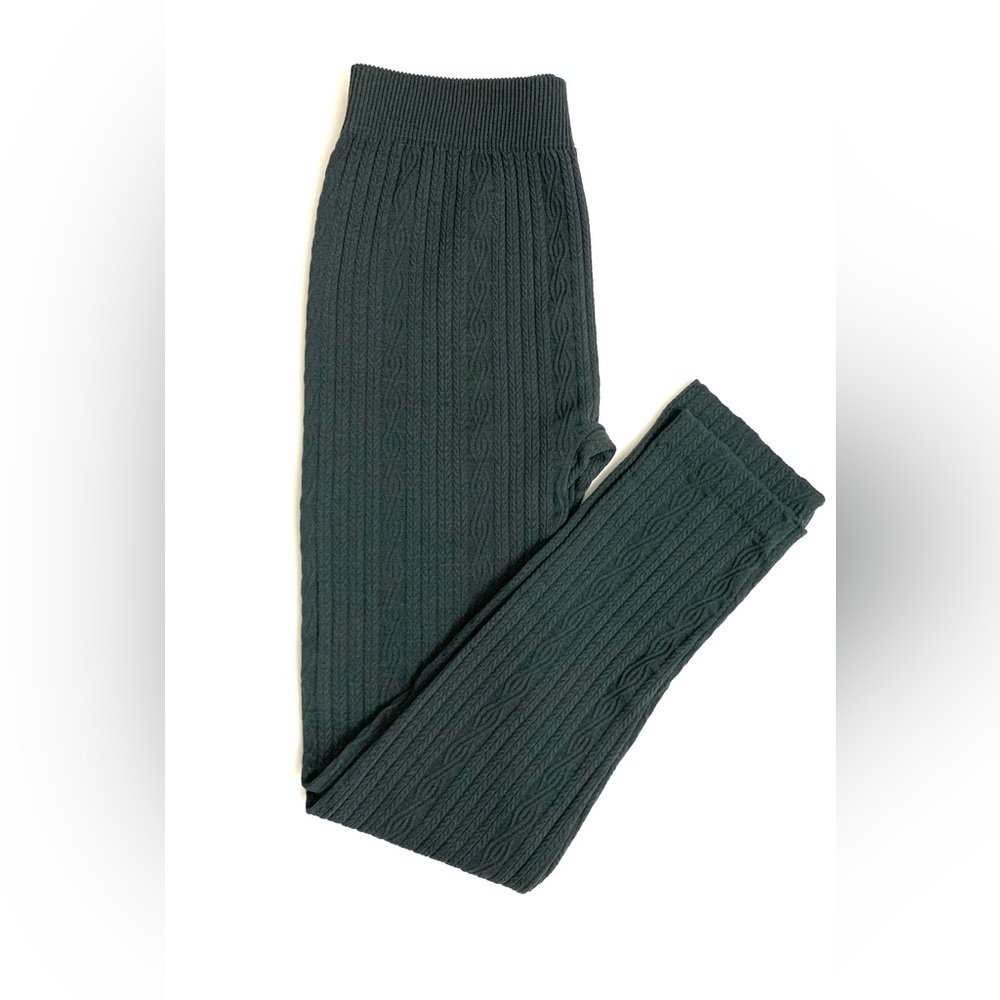 Cable knit leggings Sz L